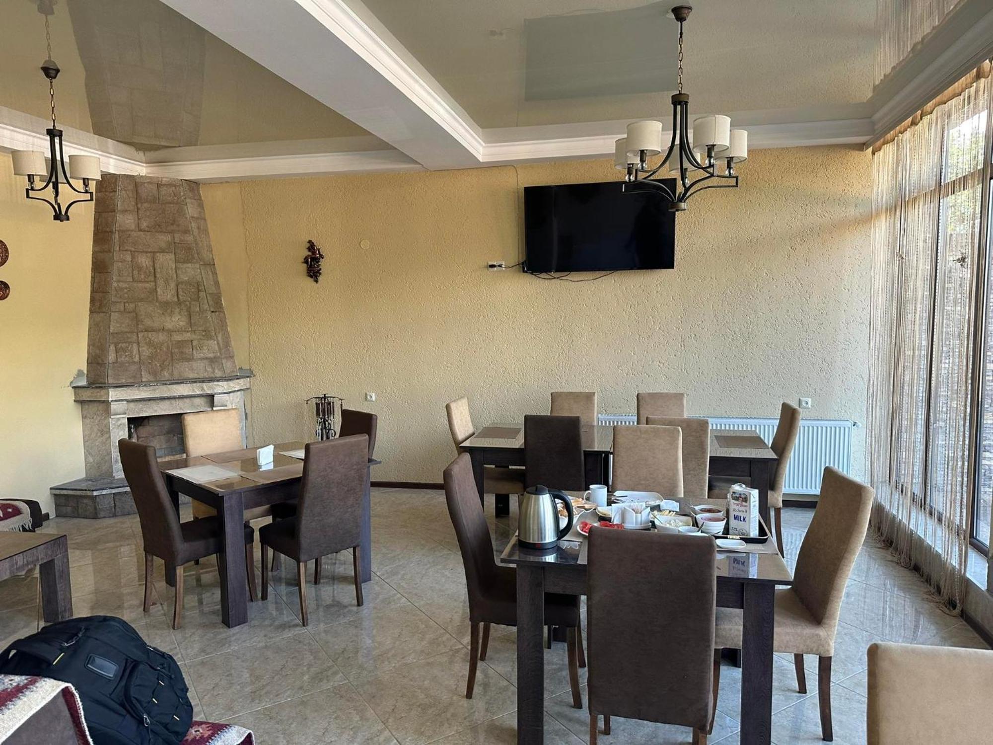 Hotel Iveria 카즈베기 외부 사진